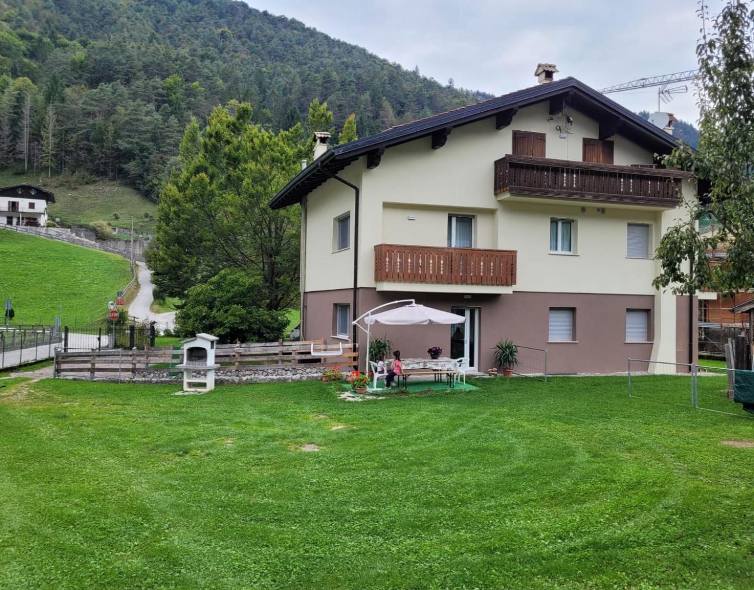 Casa Vescovi Apartment Tiarno di Sopra Bagian luar foto